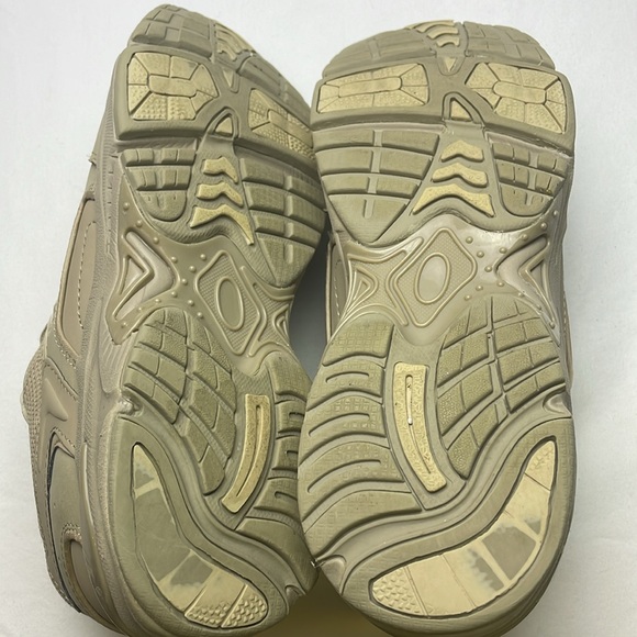 EUC Women’s VIONIC Walker Taupe Sneakers Size 9 - Picture 7 of 8